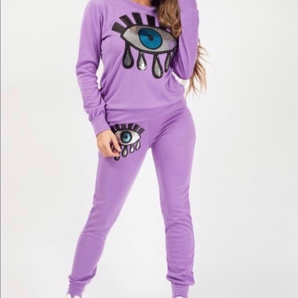 Purple eye jogger